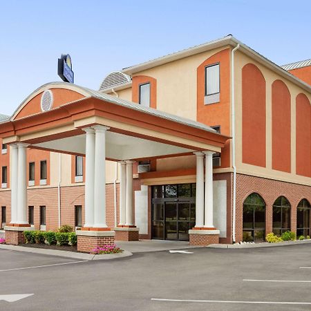 Days Inn & Suites By Wyndham Murfreesboro Extérieur photo
