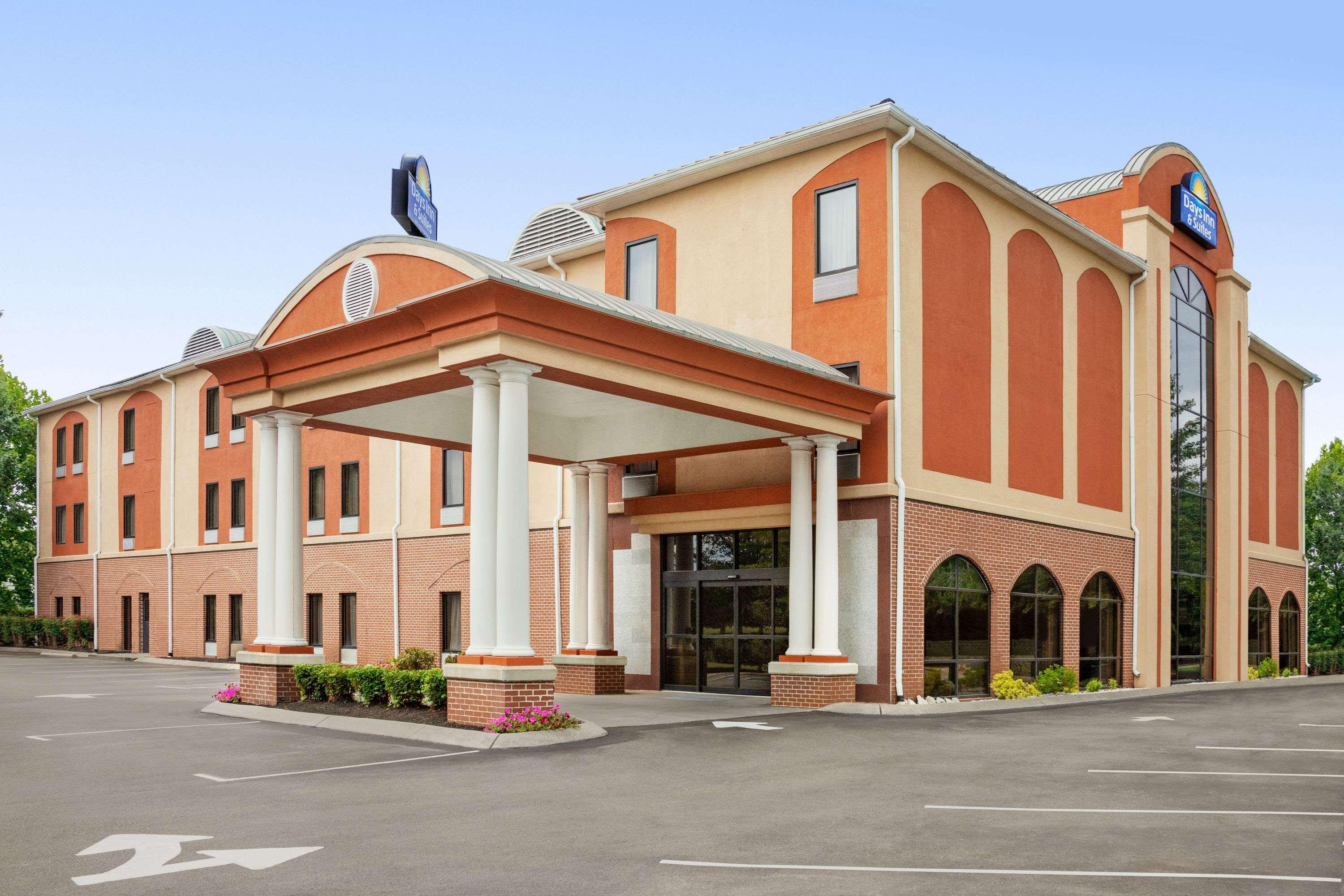 Days Inn & Suites By Wyndham Murfreesboro Extérieur photo