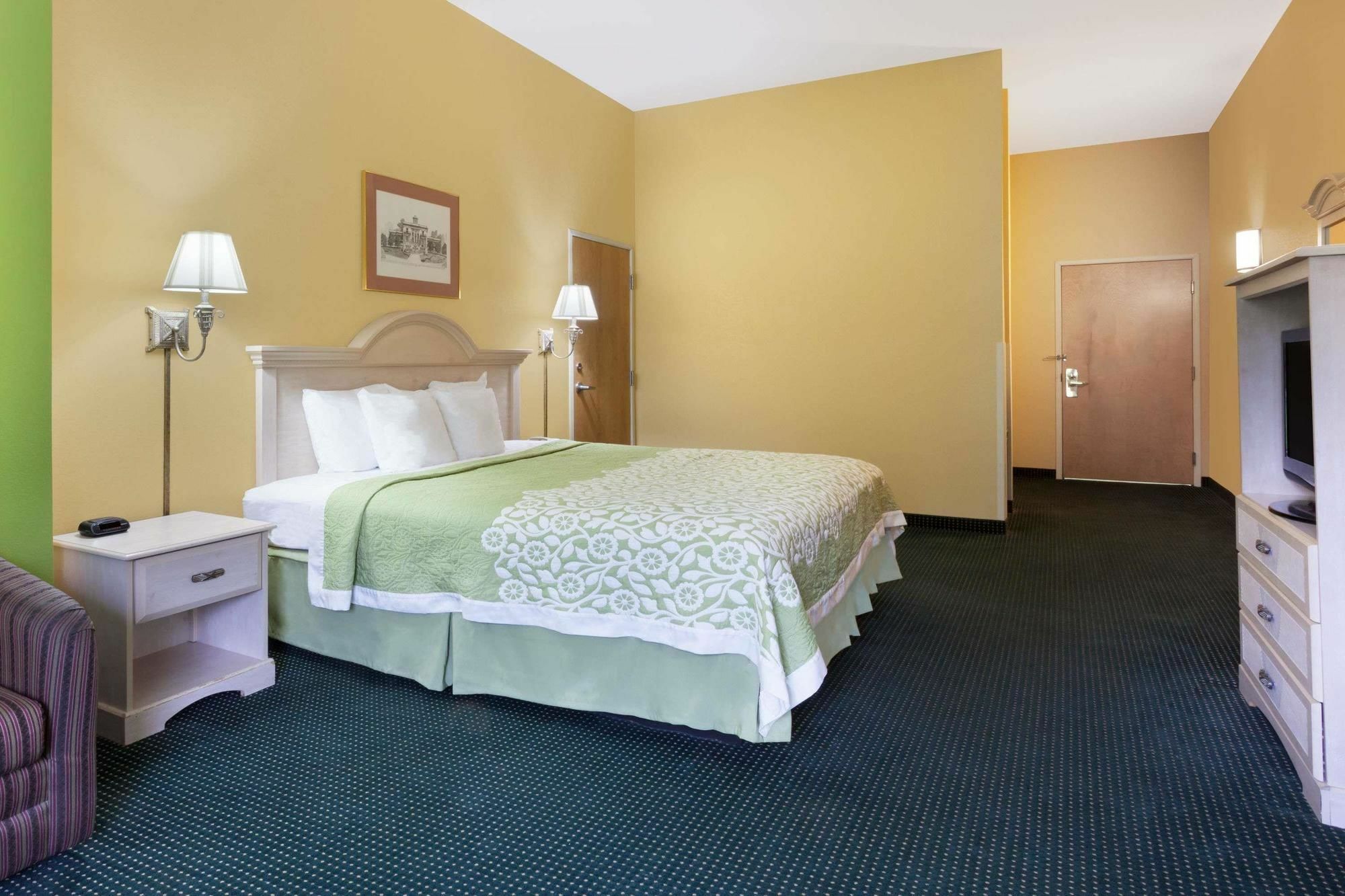Days Inn & Suites By Wyndham Murfreesboro Extérieur photo